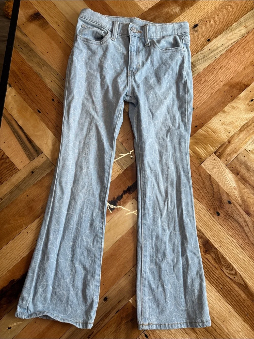 Kids Old Navy Light Blue and Dark Blue Jeans - Unbranded
